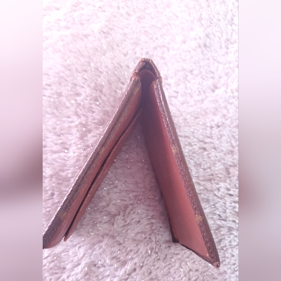 LV wallet - Picture 4 of 13